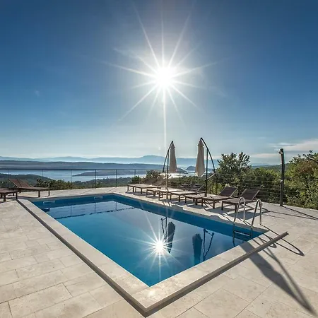 Luxury Belvedere Villa